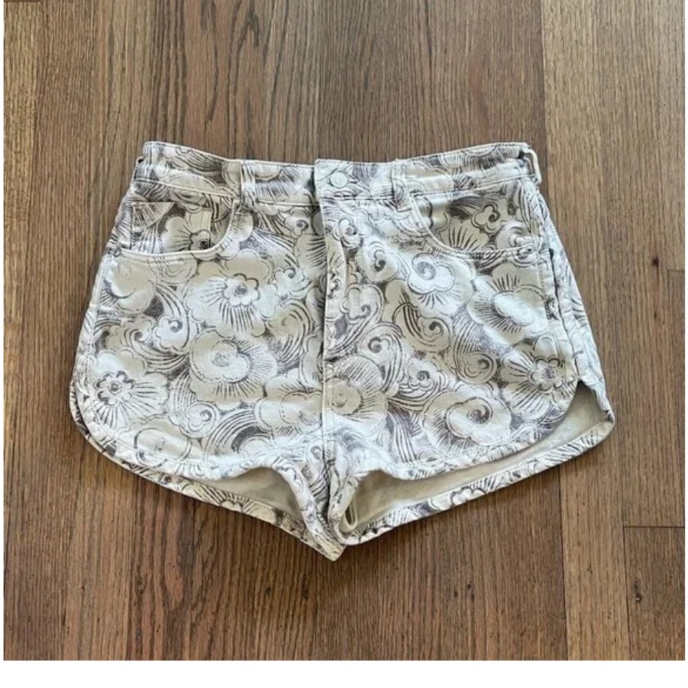 Anthropologie Dolphin Patterned Women's Shorts